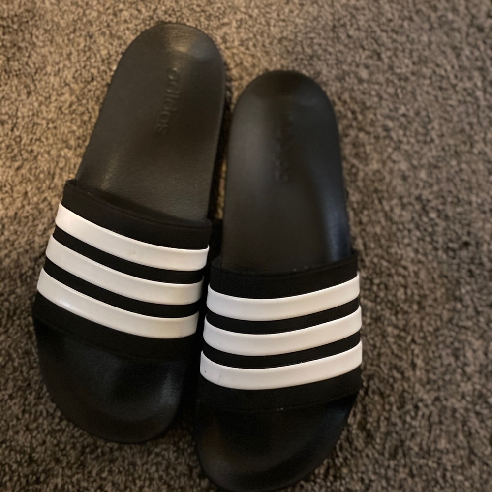 Adidas cloudfoam slides